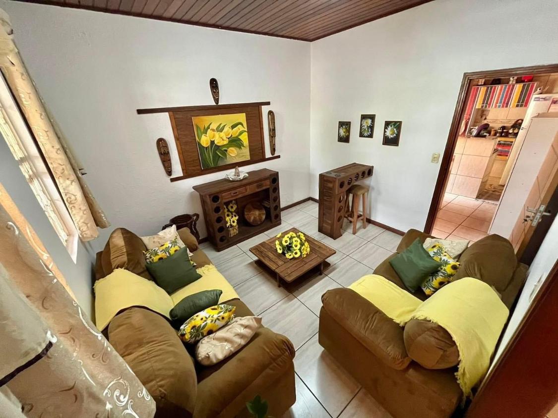 Casa à venda com 3 quartos, 234m² - Foto 3
