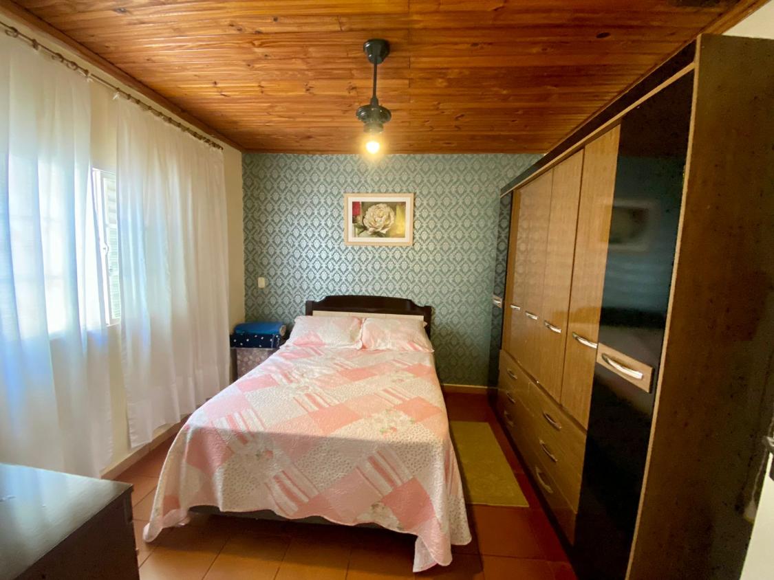 Casa à venda com 3 quartos, 176m² - Foto 8