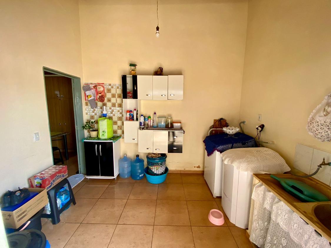 Casa à venda com 3 quartos, 176m² - Foto 14