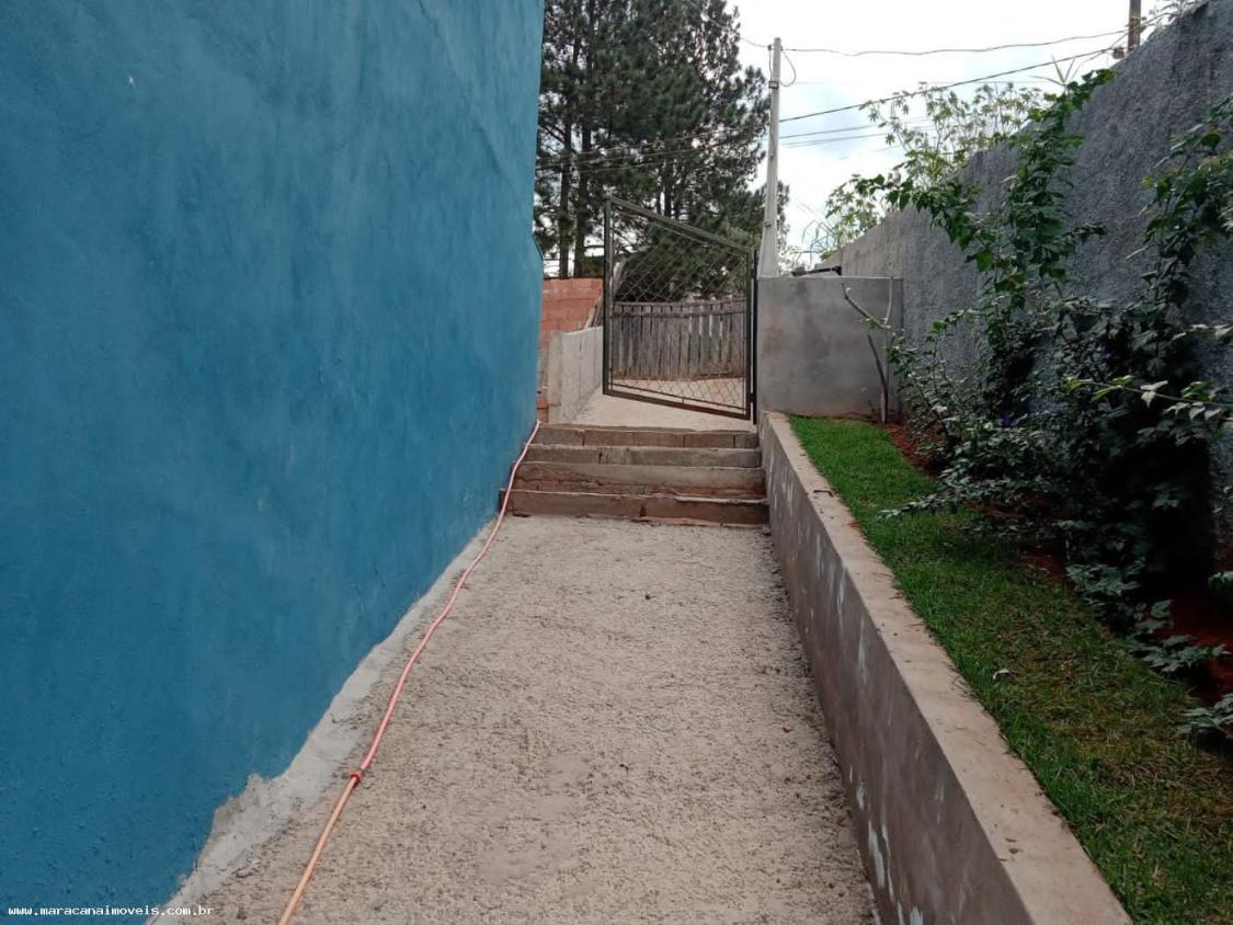 Chácara à venda com 2 quartos, 750m² - Foto 3