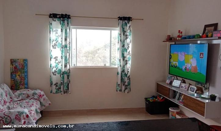 Chácara à venda com 2 quartos, 750m² - Foto 4