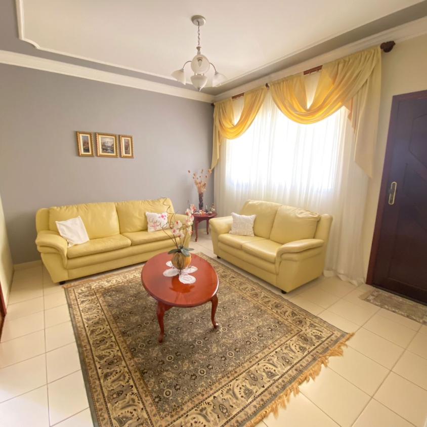 Casa à venda com 3 quartos, 250m² - Foto 6