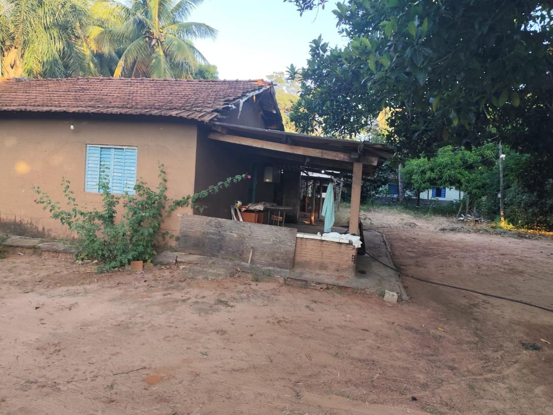 Sítio à venda com 2 quartos, 3600m² - Foto 2