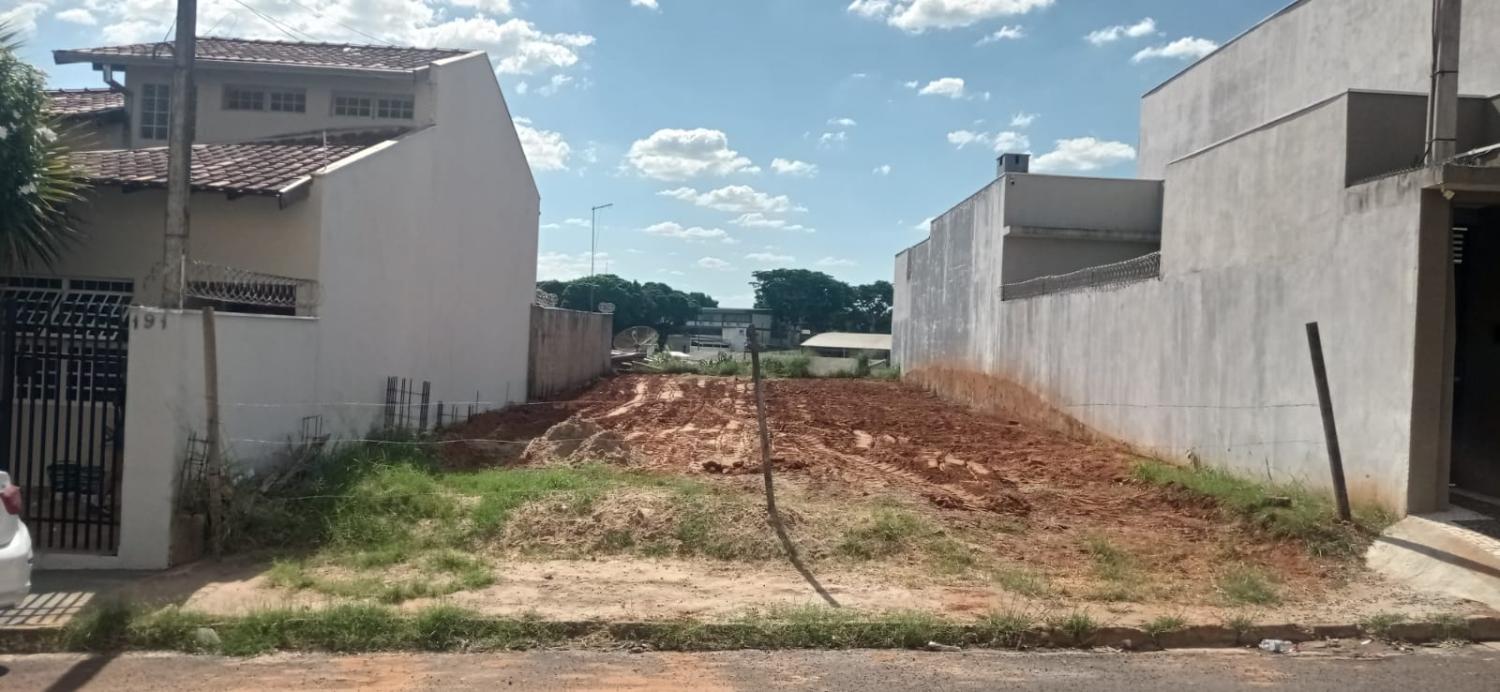 Terreno, 300 m² - Foto 1