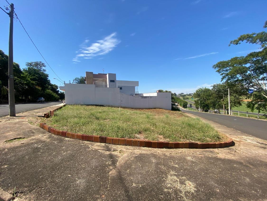 Terreno à venda, 380m² - Foto 1