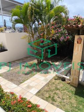 Casa à venda com 3 quartos, 90m² - Foto 6