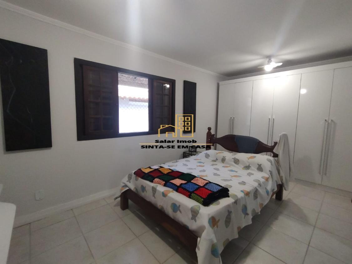 Casa à venda com 4 quartos, 341m² - Foto 12