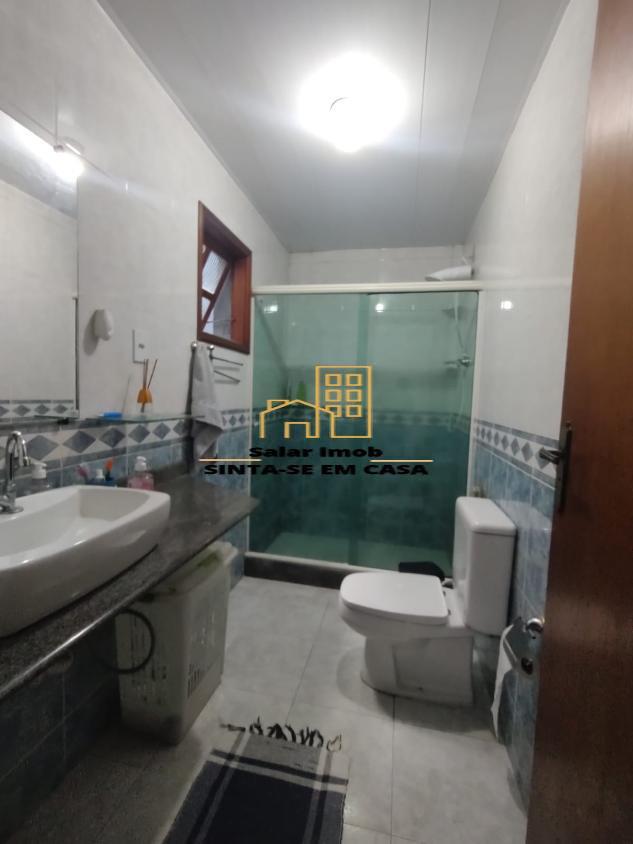 Casa à venda com 4 quartos, 341m² - Foto 13