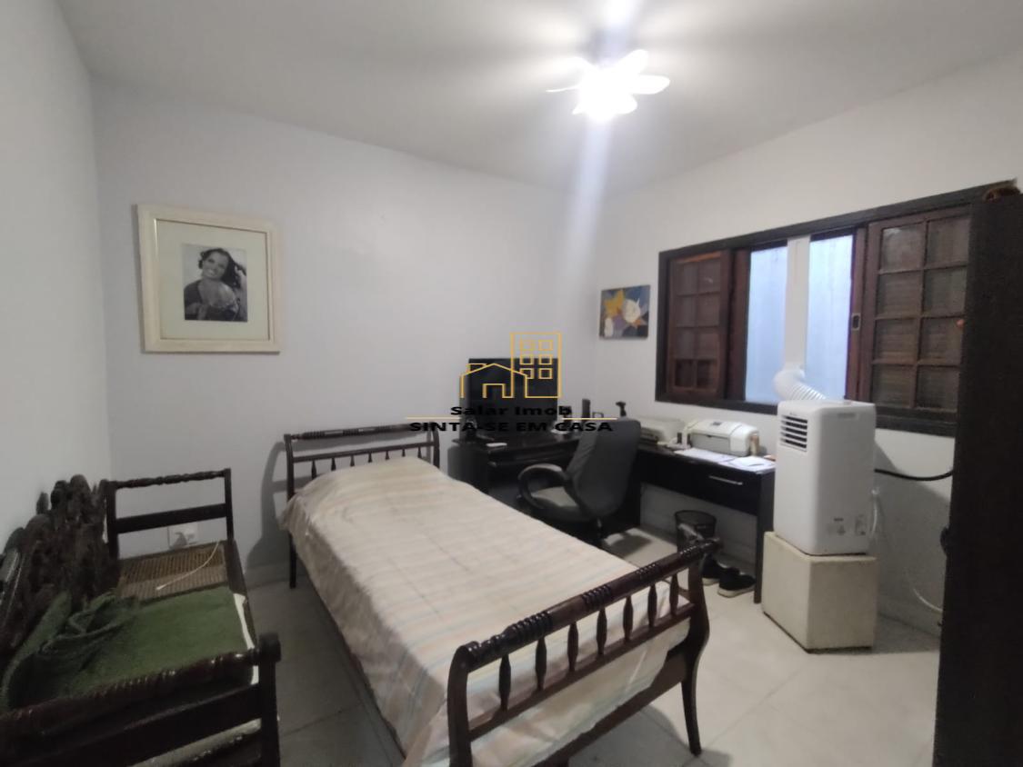 Casa à venda com 4 quartos, 341m² - Foto 16