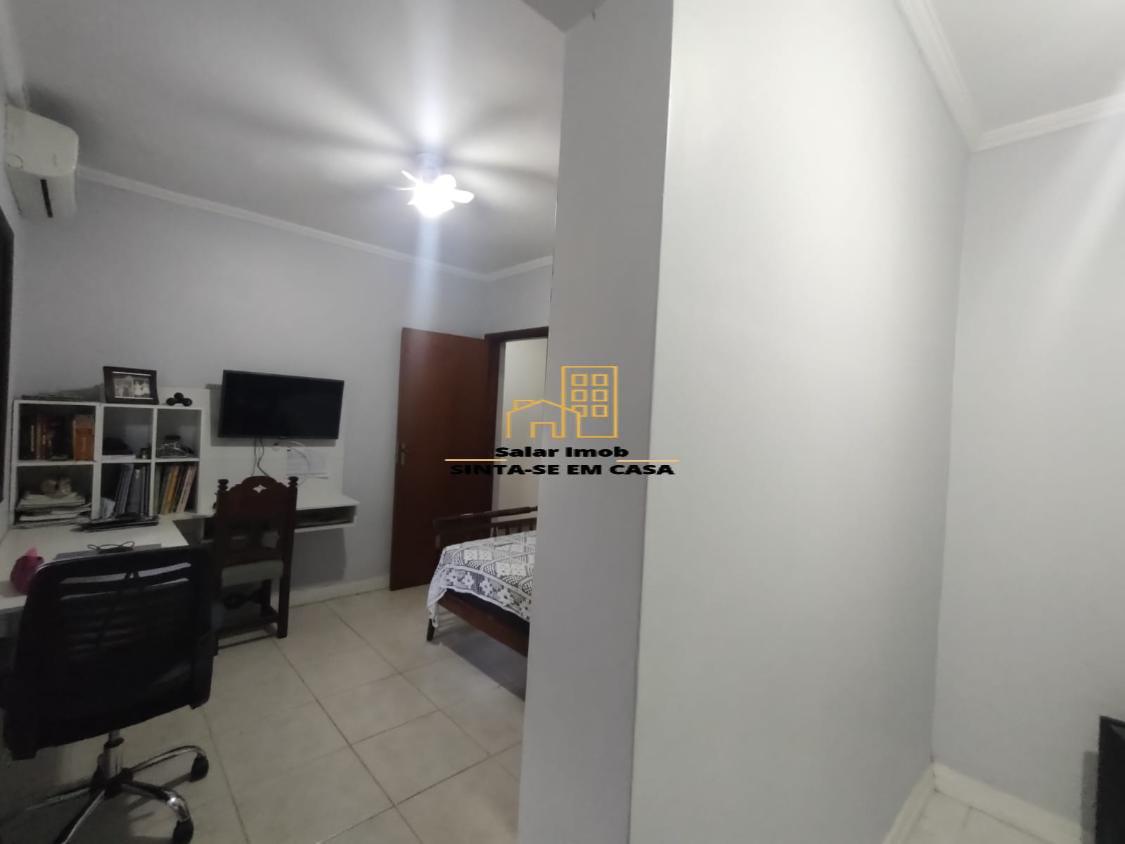 Casa à venda com 4 quartos, 341m² - Foto 17