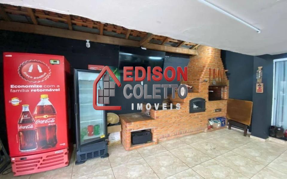 Casa à venda com 2 quartos, 103m² - Foto 2
