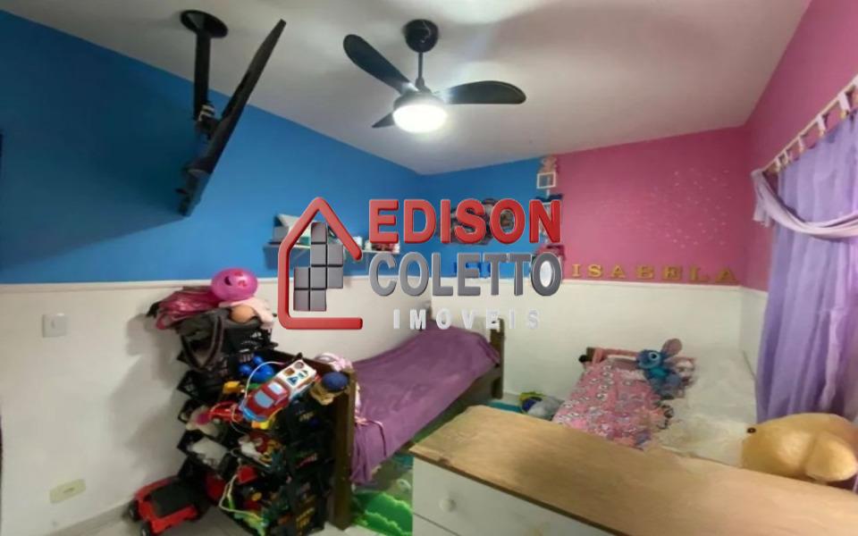 Casa à venda com 2 quartos, 103m² - Foto 8