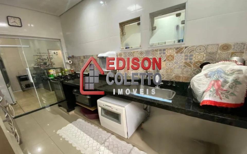 Casa à venda com 2 quartos, 103m² - Foto 16