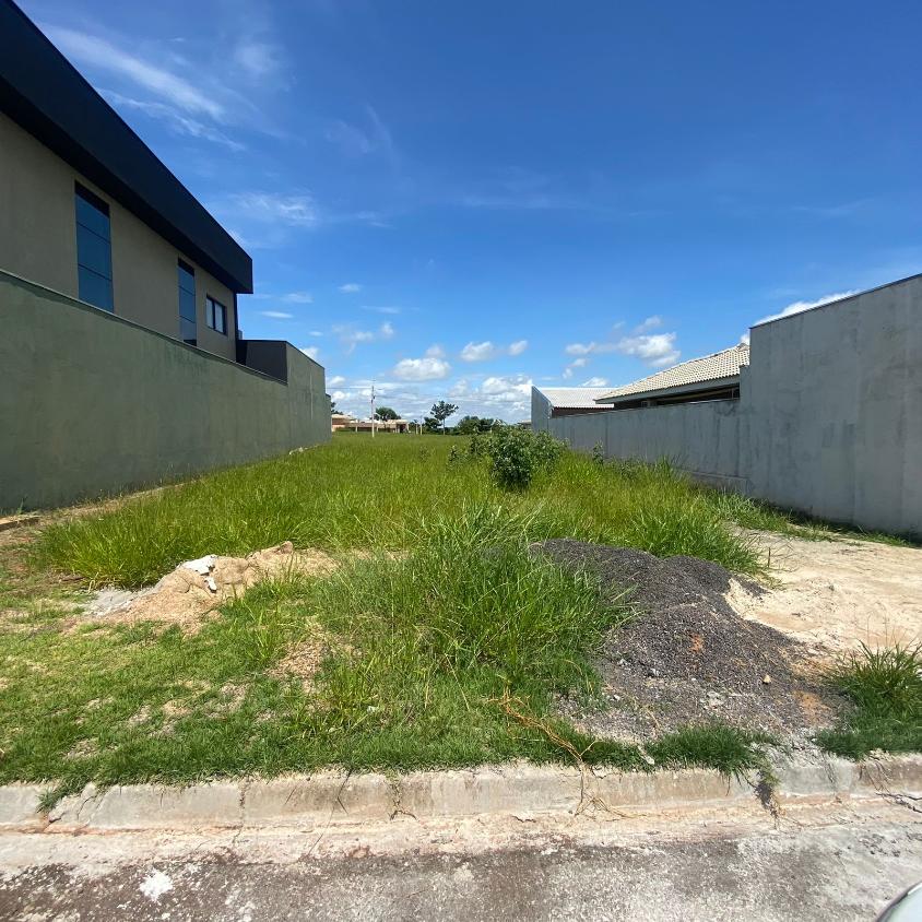 Terreno à venda, 351m² - Foto 2