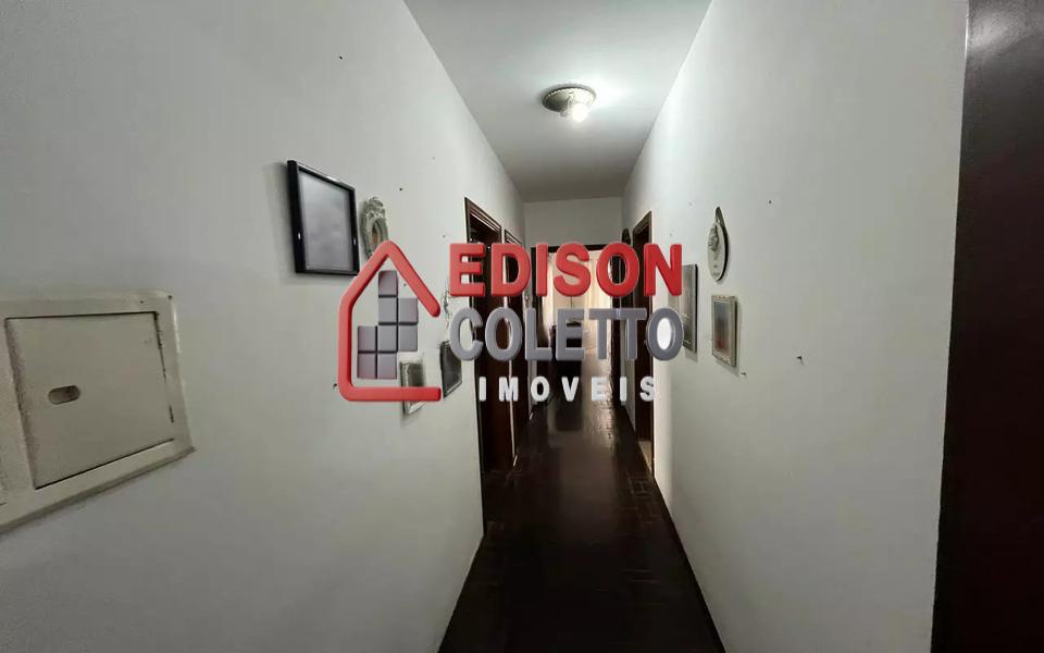 Casa à venda com 3 quartos, 137m² - Foto 7