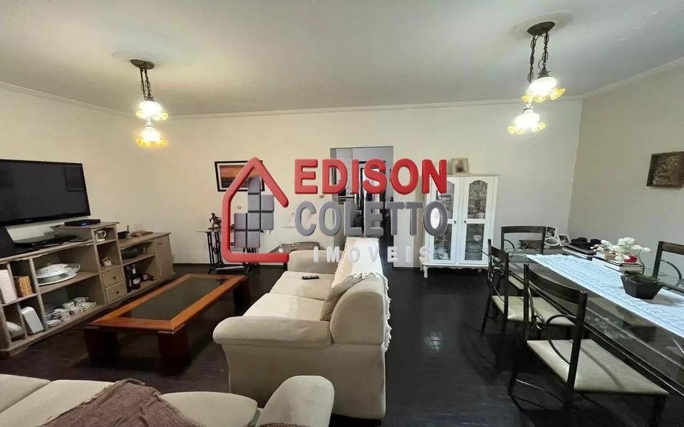 Casa à venda com 3 quartos, 137m² - Foto 4