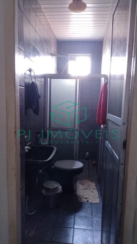 Casa à venda com 5 quartos, 200m² - Foto 14