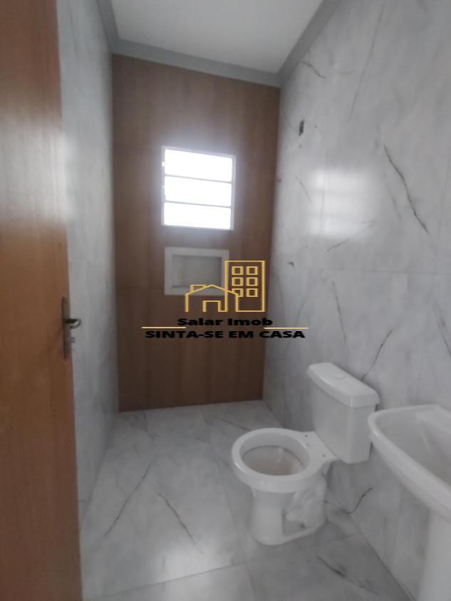 Casa à venda com 2 quartos, 70m² - Foto 8