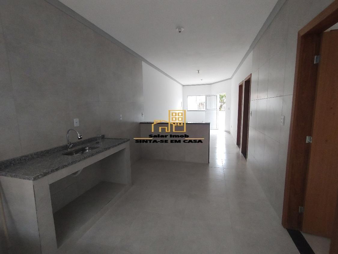 Casa à venda com 2 quartos, 70m² - Foto 9