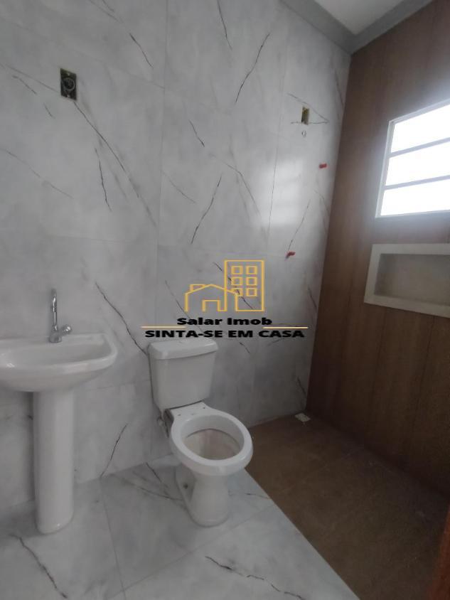 Casa à venda com 2 quartos, 70m² - Foto 12