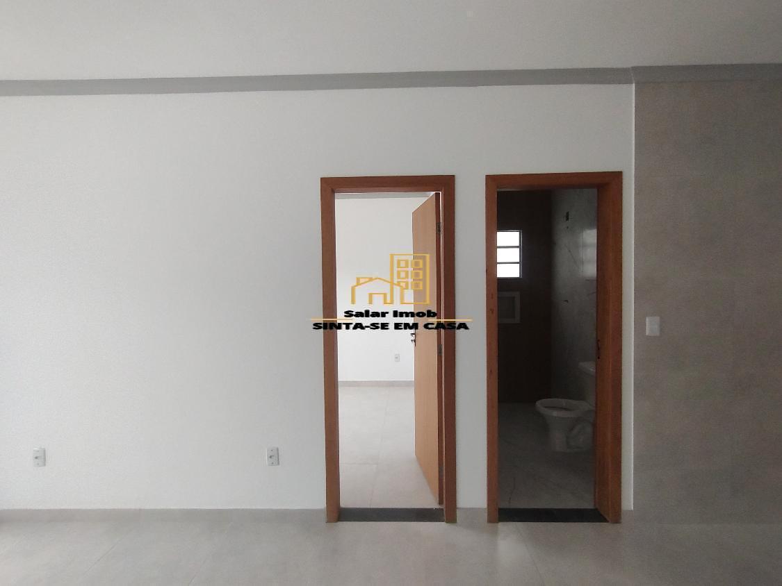 Casa à venda com 2 quartos, 70m² - Foto 7