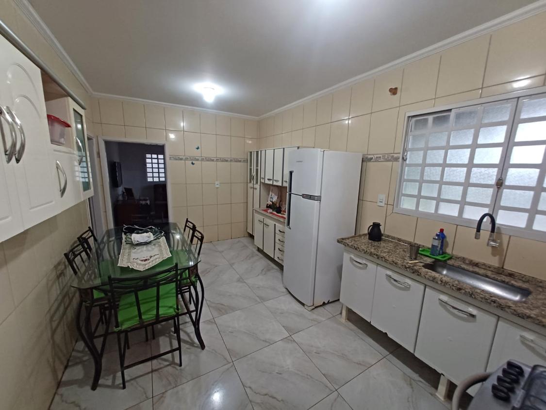 Fazenda à venda com 2 quartos, 700m² - Foto 12