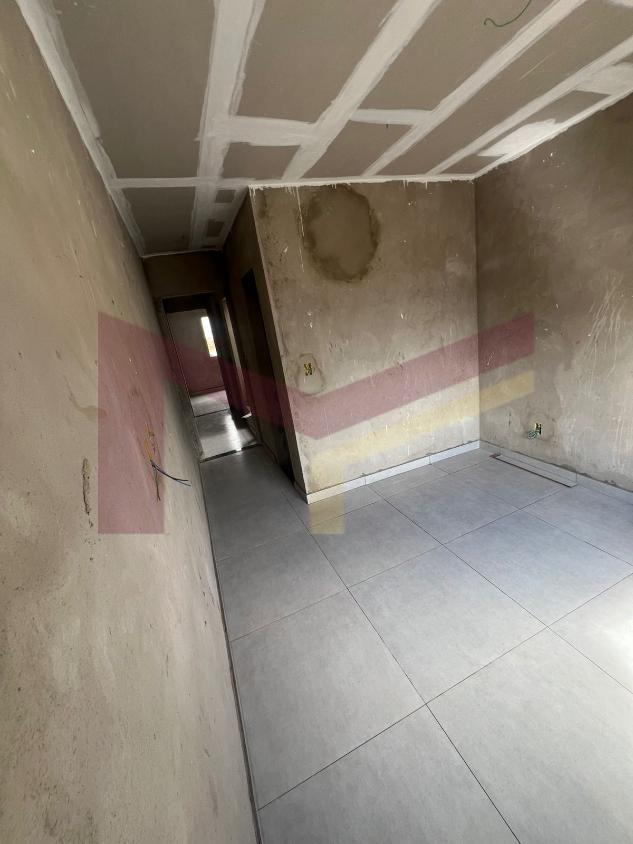 Casa à venda com 2 quartos, 66m² - Foto 3