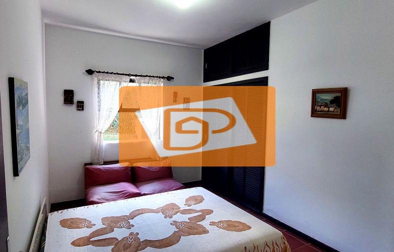 Casa à venda com 5 quartos, 300m² - Foto 19