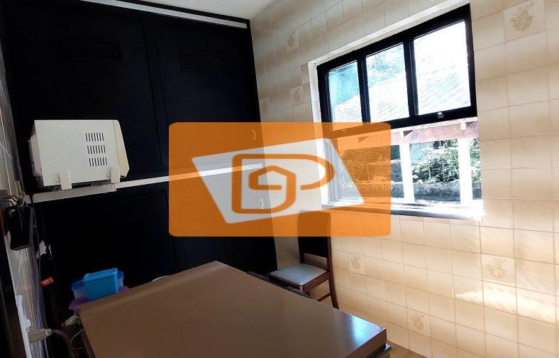 Casa à venda com 5 quartos, 300m² - Foto 23