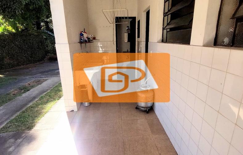 Casa à venda com 5 quartos, 300m² - Foto 21