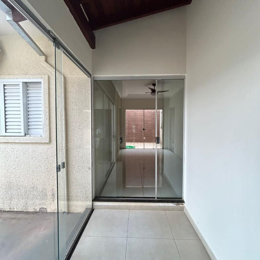 Casa à venda com 3 quartos, 198m² - Foto 8