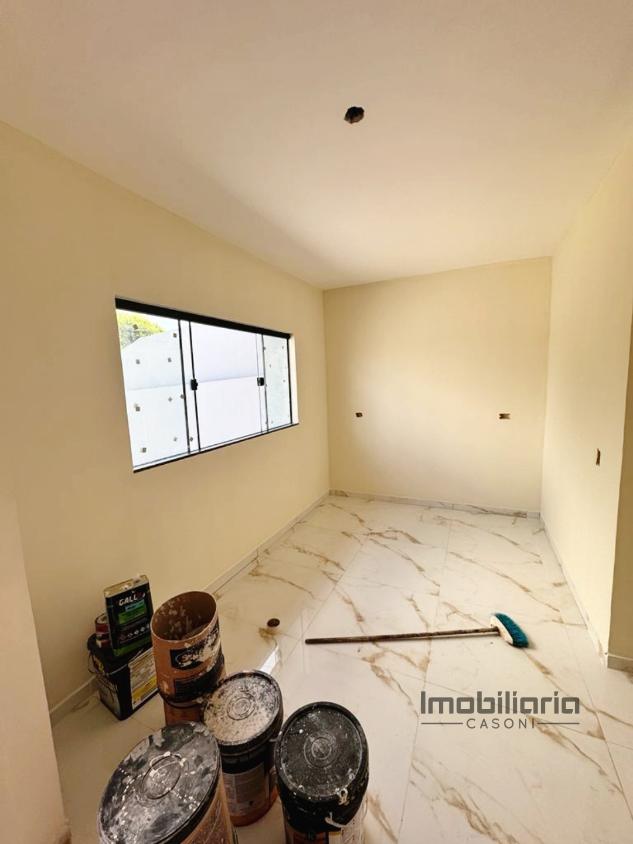 Casa à venda com 2 quartos, 125m² - Foto 2