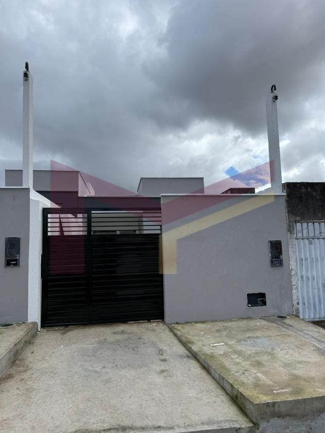 Casa à venda com 2 quartos, 66m² - Foto 1