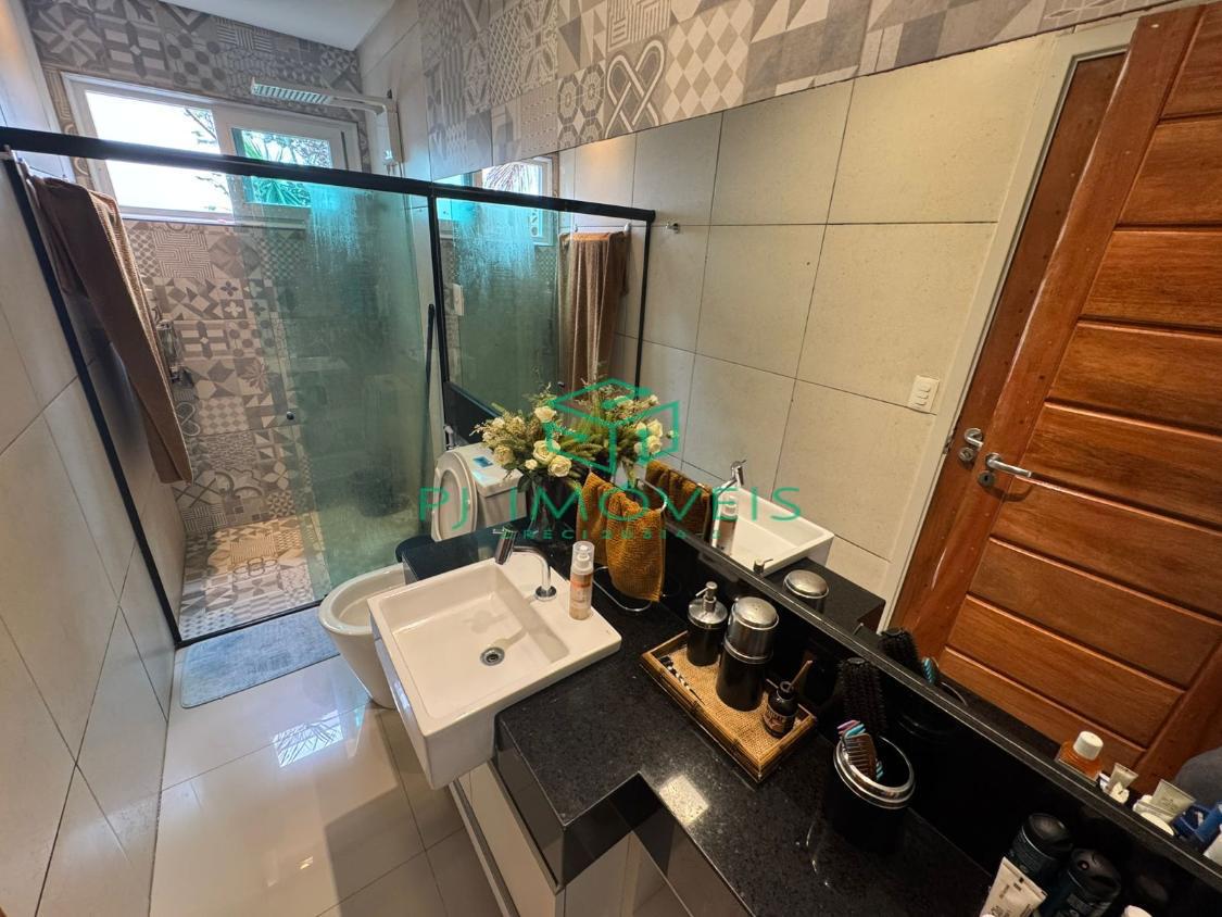 Casa de Condomínio à venda com 3 quartos, 220m² - Foto 13