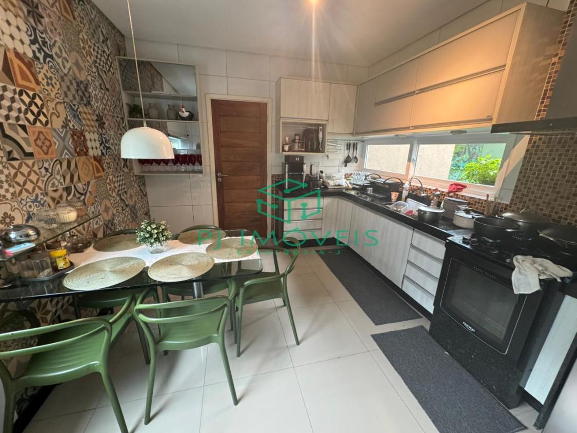 Casa de Condomínio à venda com 3 quartos, 220m² - Foto 16