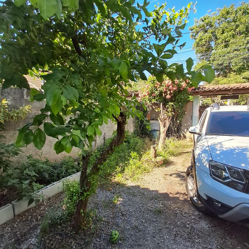 Casa à venda com 2 quartos, 225m² - Foto 3