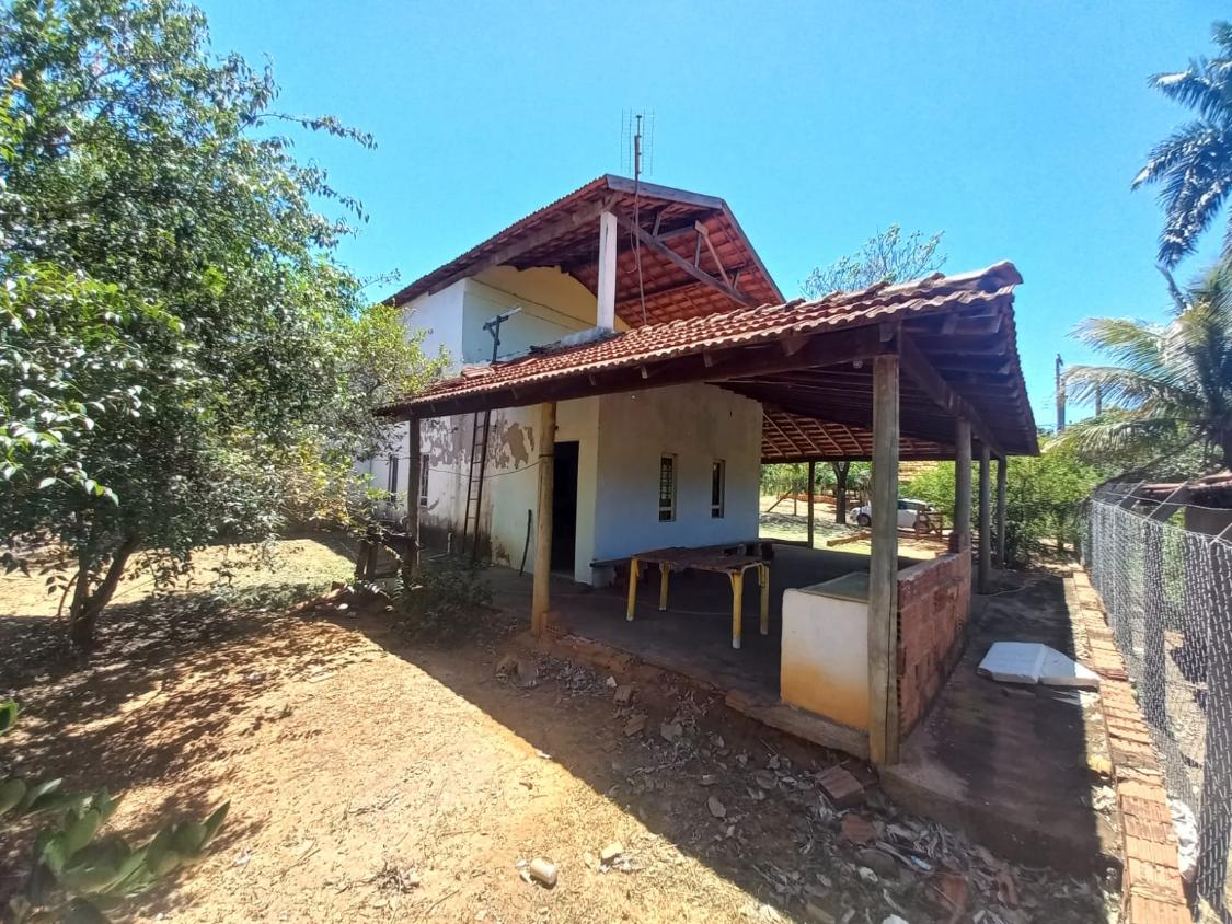 Chácara à venda com 3 quartos, 1000m² - Foto 3