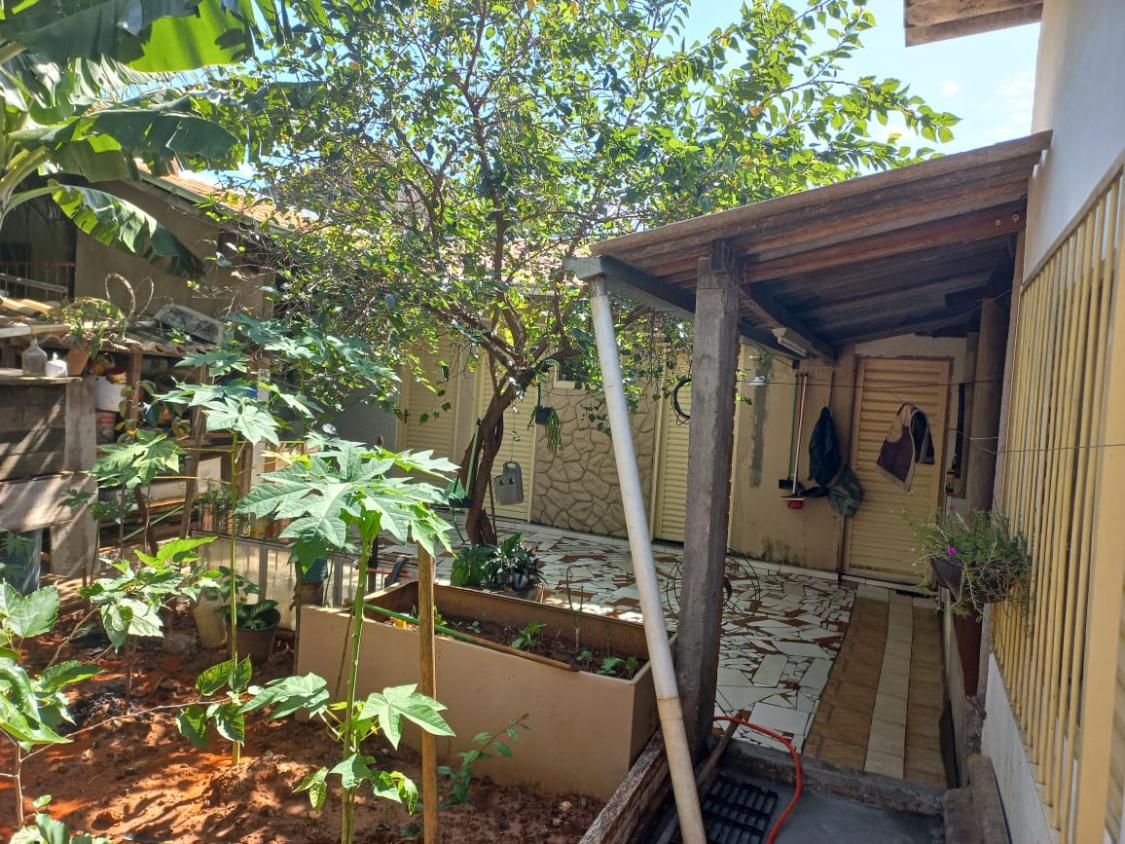 Casa à venda com 3 quartos, 660m² - Foto 19