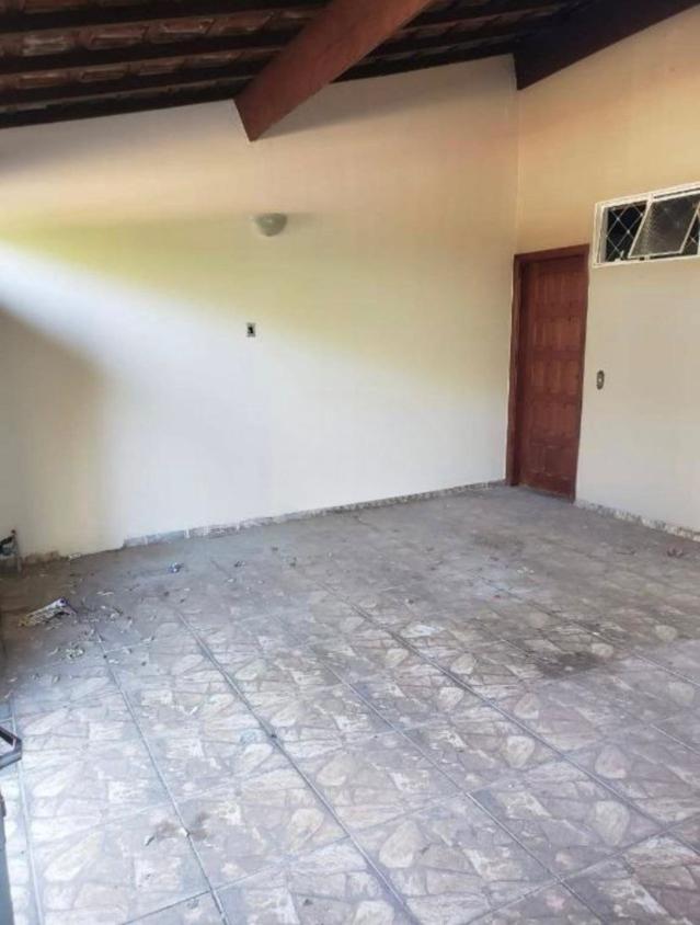 Casa à venda com 4 quartos, 160m² - Foto 3