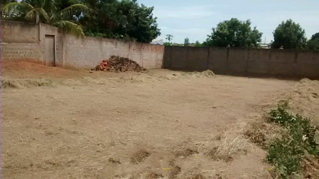 Loteamento e Condomínio, 900 m² - Foto 2