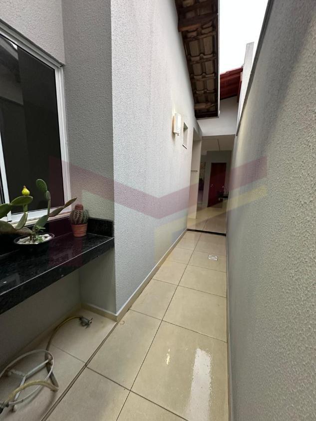 Casa à venda com 3 quartos, 134m² - Foto 9