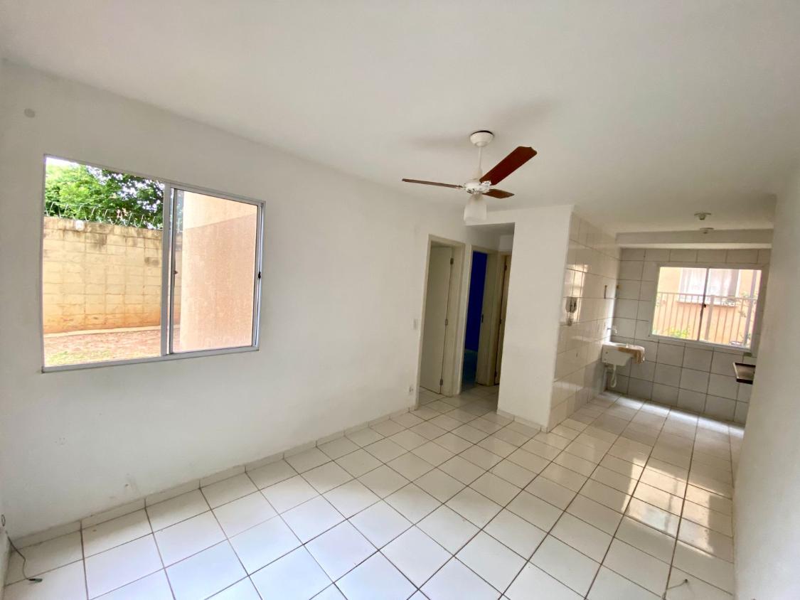 Apartamento à venda com 2 quartos, 47m² - Foto 3