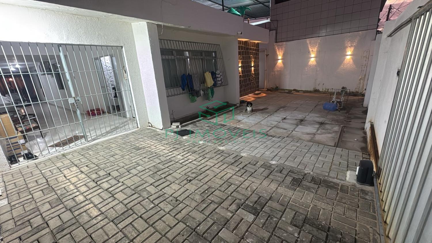 Casa para alugar com 3 quartos, 240m² - Foto 3