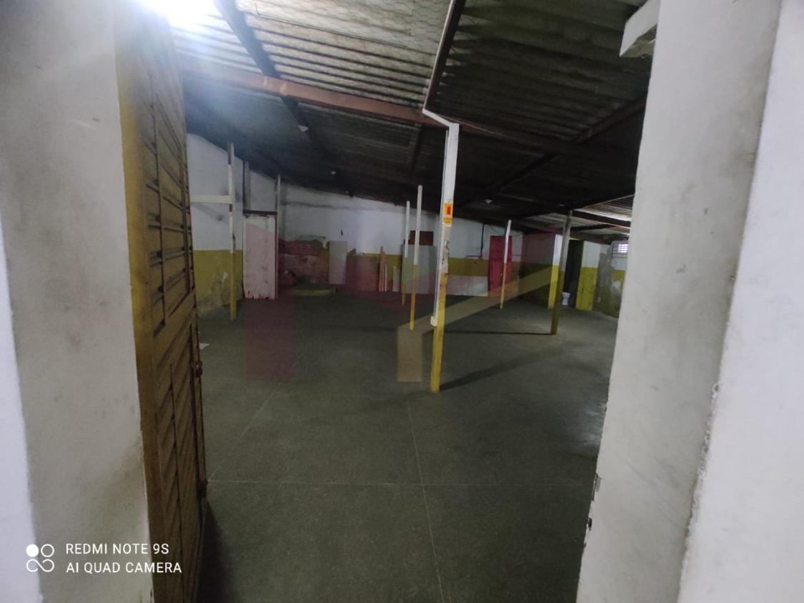 Prédio Inteiro para alugar, 180m² - Foto 9