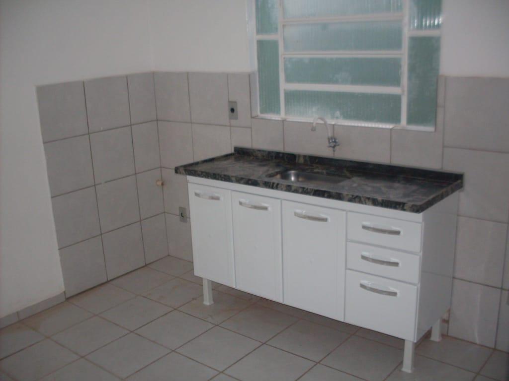 Casa à venda com 2 quartos, 63m² - Foto 5