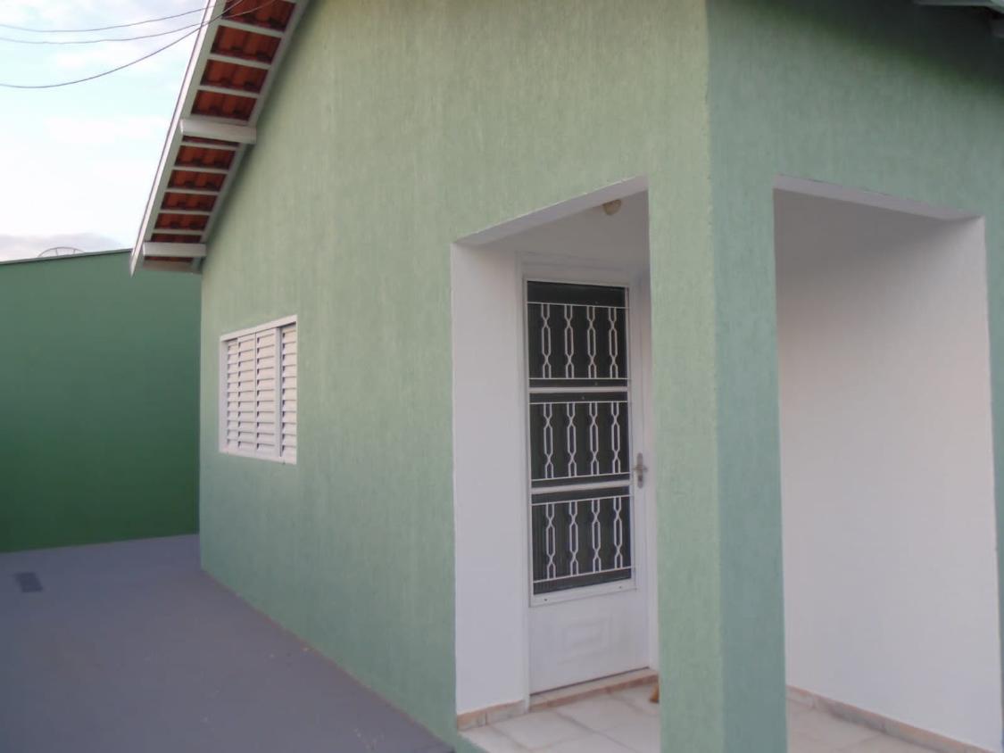Casa à venda com 2 quartos, 63m² - Foto 2