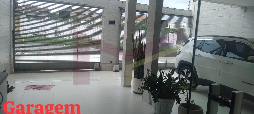 Casa à venda com 4 quartos, 400m² - Foto 2