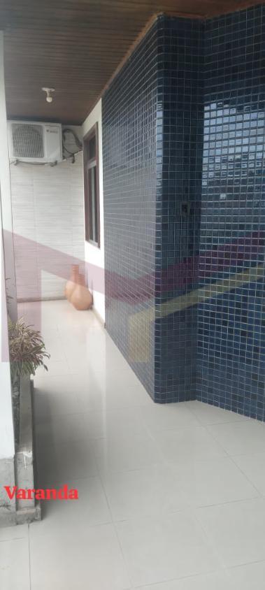 Casa à venda com 4 quartos, 400m² - Foto 12