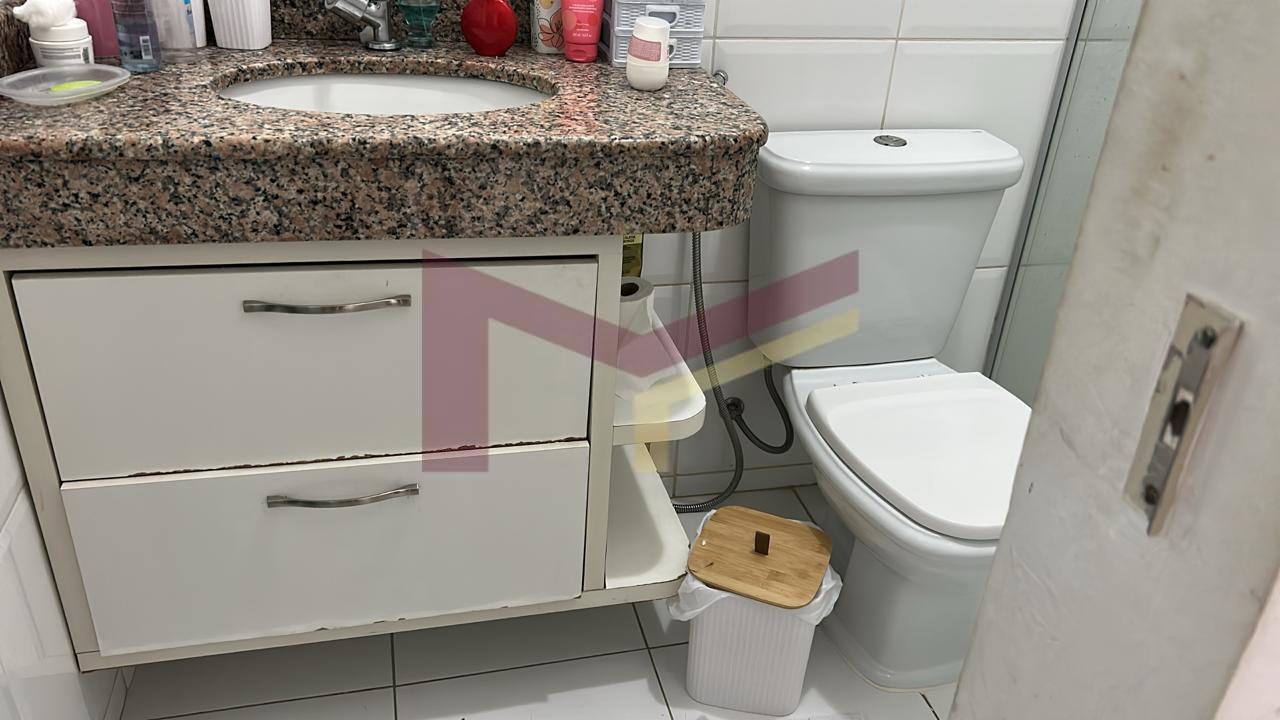 Casa à venda com 4 quartos, 140m² - Foto 11
