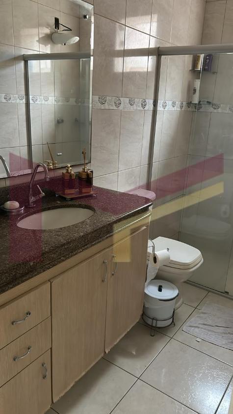 Casa à venda com 4 quartos, 140m² - Foto 9